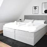 12 - Modern - Zentral - Kueche Daire