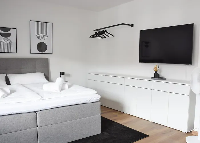 12 - Modern - Zentral - Kueche Kempten im Allgäu